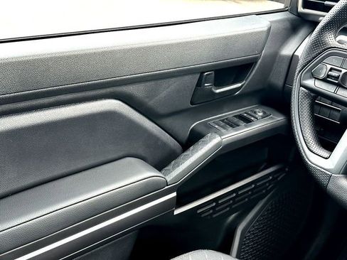 New 2026 Toyota Tacoma SR5 AWD/4WD image 19