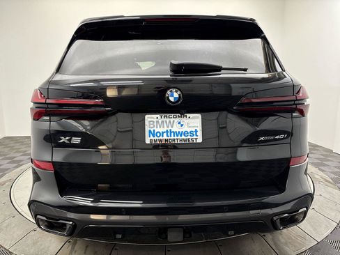 New 2026 BMW X5 xDrive40i w/ M Sport Package AWD/4WD image 15