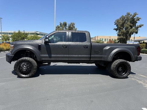 Used 2020 Ford F450 Limited w/ FX4 Off-Road Package image 7