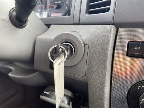 Used 2005 Jeep Grand Cherokee Laredo image 22