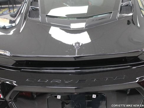 Used 2020 Chevrolet Corvette Stingray Preferred Cpe w/ 2LT Preferred Equipment Group RWD image 27