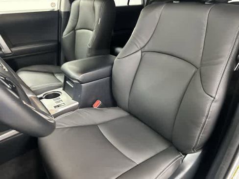 Used 2024 Toyota 4Runner SR5 image 10