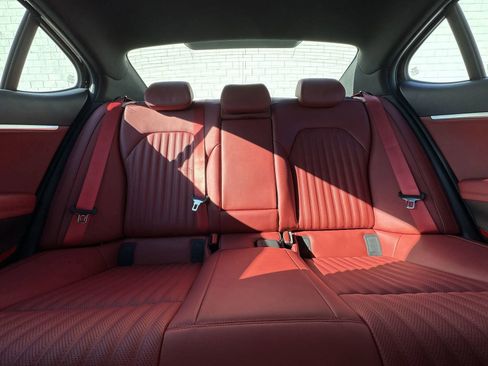 Used 2025 Genesis G70 2.5T w/ Sport Prestige Package image 14