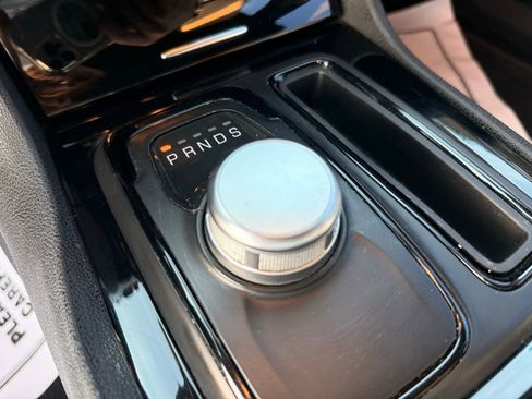 Used 2018 Chrysler 300 S RWD image 24