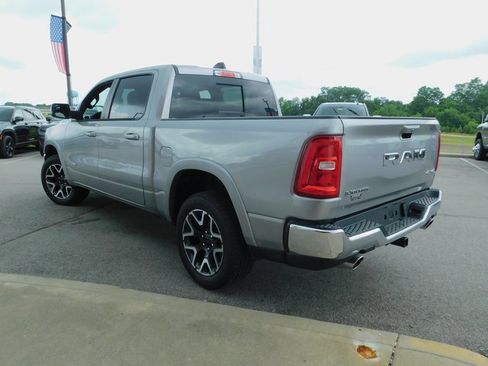 New 2025 RAM 1500 Laramie image 7
