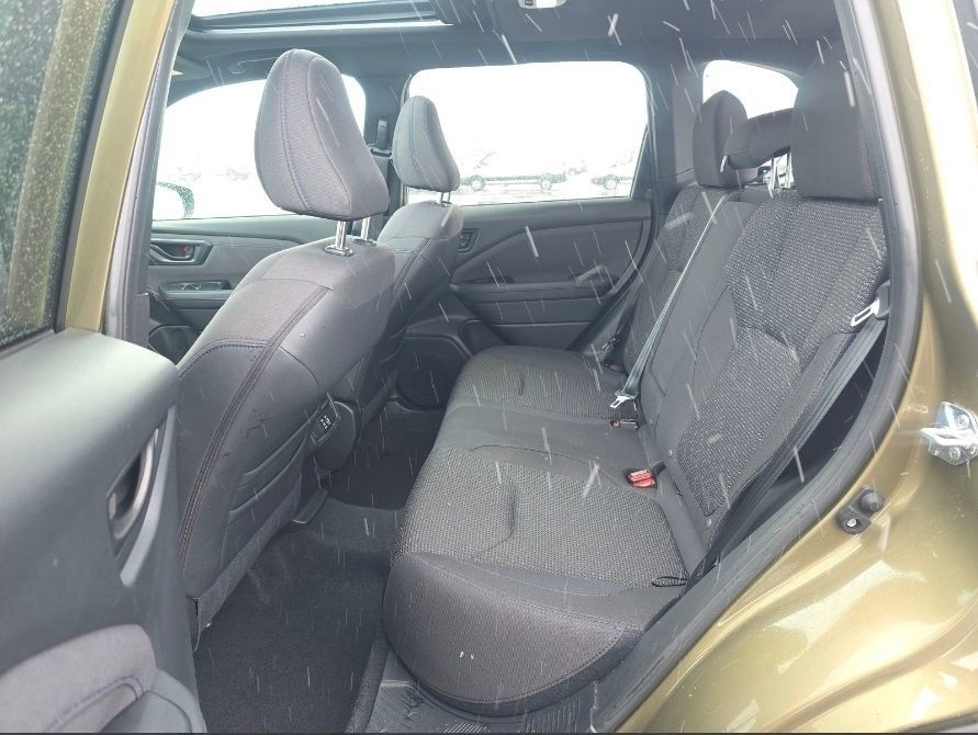Used 2025 Subaru Forester Premium AWD/4WD image 8