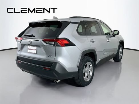 Used 2025 Toyota RAV4 LE AWD/4WD image 7