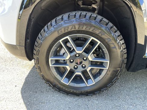 New 2026 GMC Terrain AT4 image 65