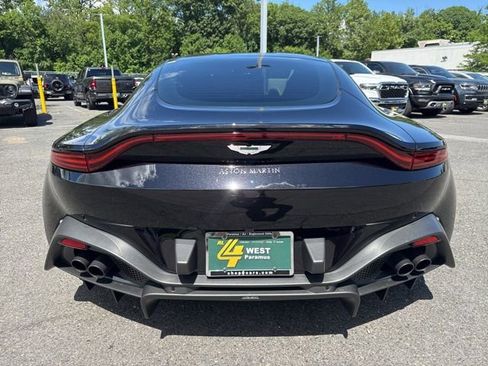 Used 2020 Aston Martin V8 Vantage Coupe RWD image 25