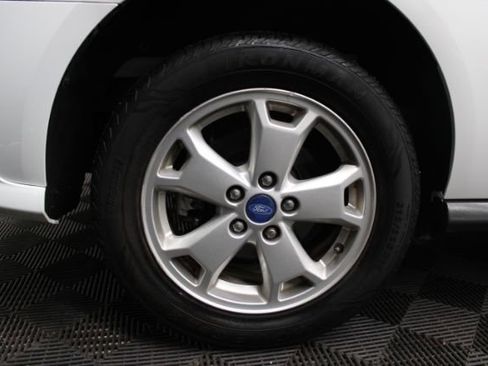 Used 2015 Ford Transit Connect XLT image 5