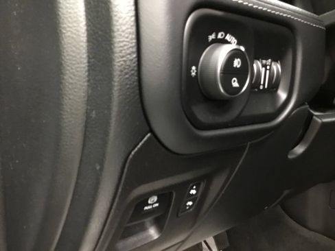 Used 2022 RAM 1500 Limited w/ Night Edition AWD/4WD image 8
