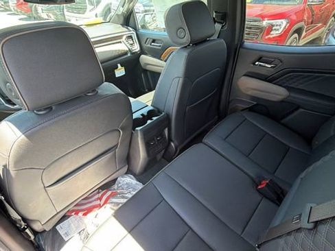 New 2026 GMC Canyon Denali AWD/4WD image 33
