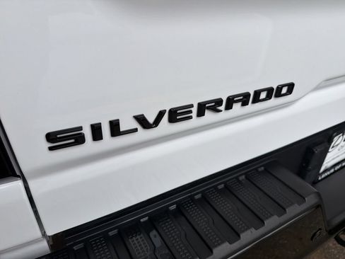 Used 2025 Chevrolet Silverado 2500 LTZ w/ Trail Boss Package AWD/4WD image 25