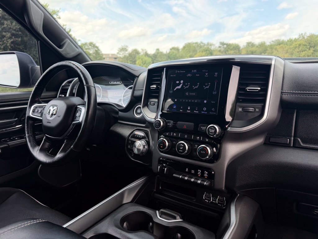 Used 2020 RAM 1500 Laramie AWD/4WD image 34