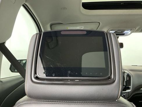 Used 2019 Chevrolet Traverse Premier AWD/4WD image 26