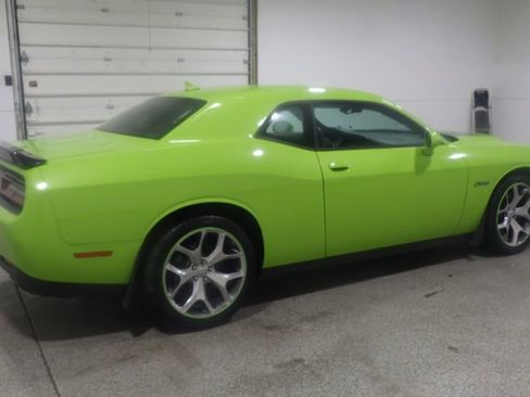 Used 2015 Dodge Challenger R/T Plus RWD image 4
