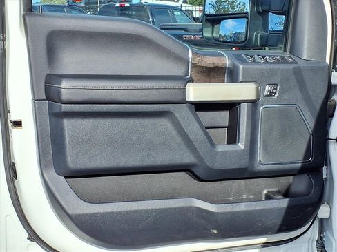 Used 2022 Ford F350 Lariat w/ Tremor Off-Road Package image 29