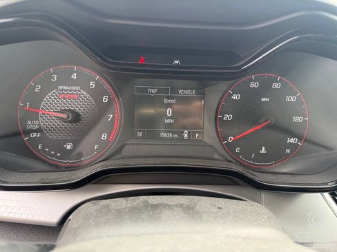 Used 2025 Chevrolet Trax RS w/ Driver Confidence Package FWD image 18