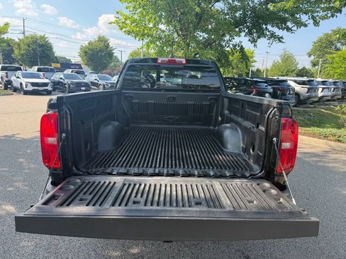 Used 2017 Chevrolet Colorado LT w/ LT Convenience Package AWD/4WD image 10