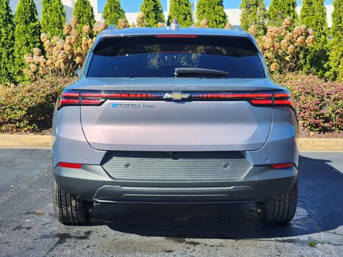 New 2026 Chevrolet Equinox EV LT image 8