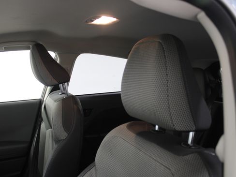 Used 2024 Subaru Crosstrek 2.0i Premium image 5