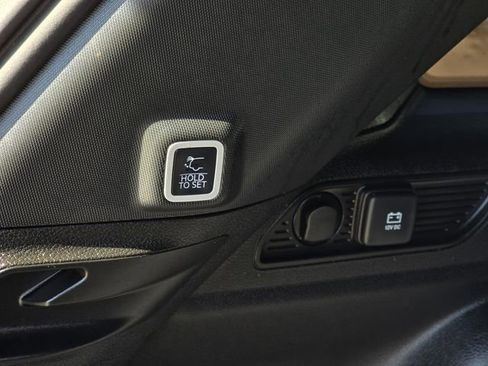 Used 2024 Jeep Grand Cherokee Limited w/ Trailer Tow Package image 10