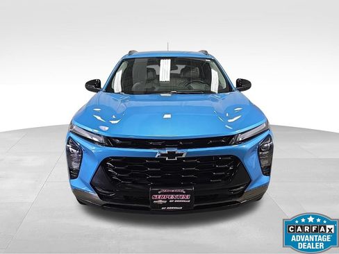Used 2025 Chevrolet Trax ACTIV w/ Driver Confidence Package FWD image 2