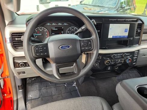 Used 2024 Ford F250 XL w/ STX Appearance Package AWD/4WD image 18