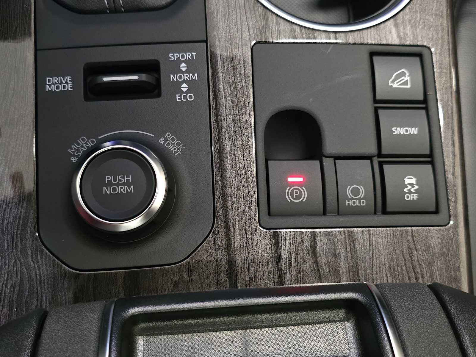 New 2026 Toyota Highlander Platinum AWD/4WD image 16