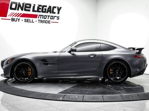 Used 2018 Mercedes-Benz AMG GT R image 12