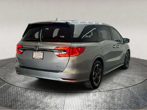 Used 2021 Honda Odyssey Elite image 8