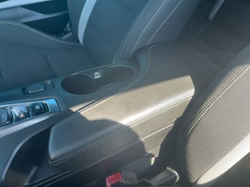 Used 2019 Chevrolet Camaro SS image 22