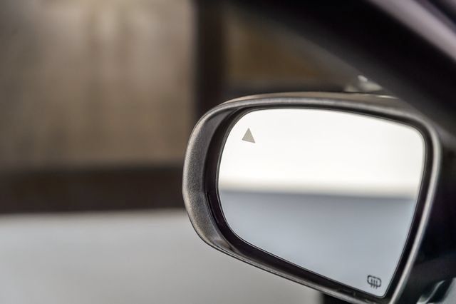 Used 2019 Jeep Cherokee Latitude Plus FWD image 48