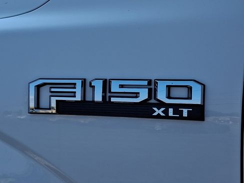 Used 2020 Ford F150 XLT w/ Equipment Group 302A Luxury AWD/4WD image 32