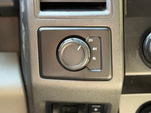 Used 2021 Ford F350 XL w/ Power Equipment Group AWD/4WD image 14