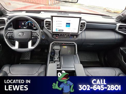 Used 2024 Toyota Sequoia Platinum image 12