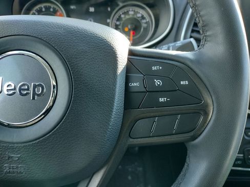 Used 2022 Jeep Cherokee Trailhawk w/ Trailer Tow Group image 28