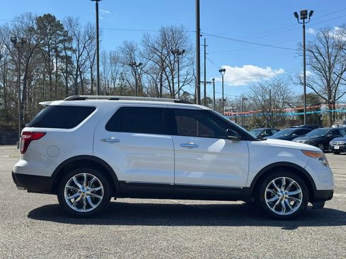 Used 2011 Ford Explorer XLT w/ 202A Rapid Spec Order Code FWD image 6