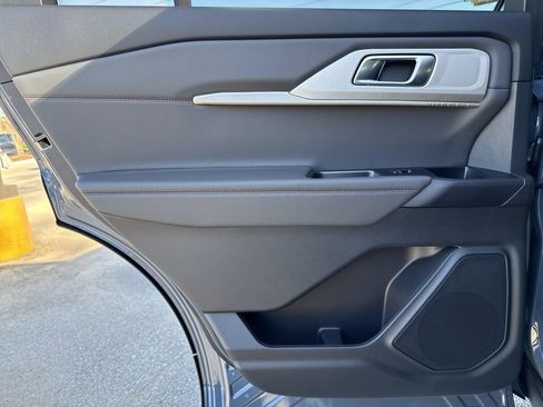 New 2026 Ford Explorer Active RWD image 23