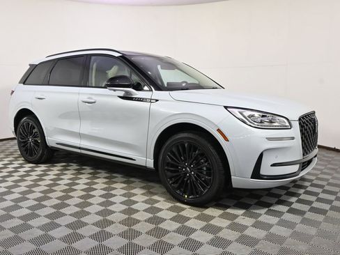 New 2026 Lincoln Corsair Reserve w/ Jet Appearance Package image 8