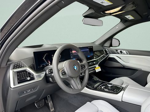 New 2026 BMW X5 sDrive40i w/ M Sport Package RWD image 10