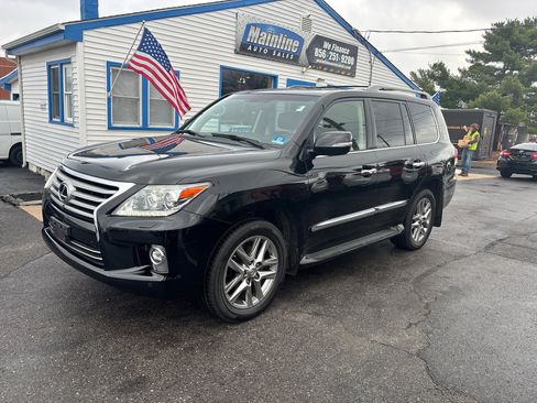 Used 2015 Lexus LX 570 4WD image 3