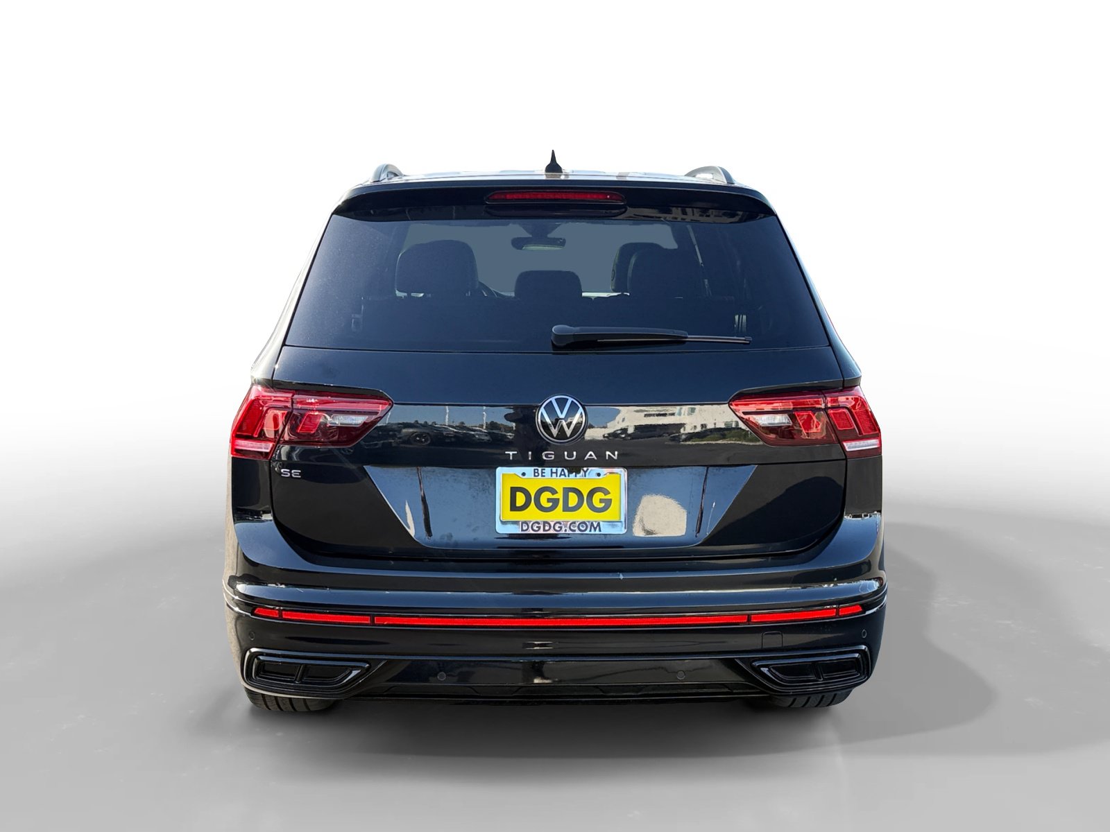 Certified 2023 Volkswagen Tiguan SE R-Line FWD image 4