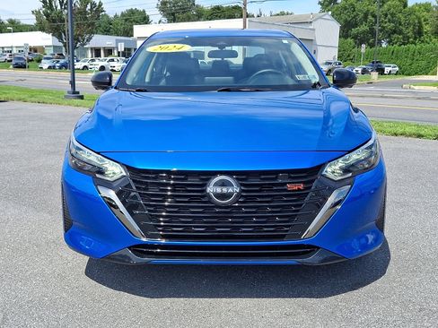 Certified 2024 Nissan Sentra SR w/ SR Premium Package FWD image 2