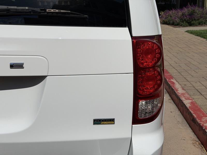 Used 2016 Dodge Grand Caravan SE w/ Quick Order Package 29E SE FWD image 22