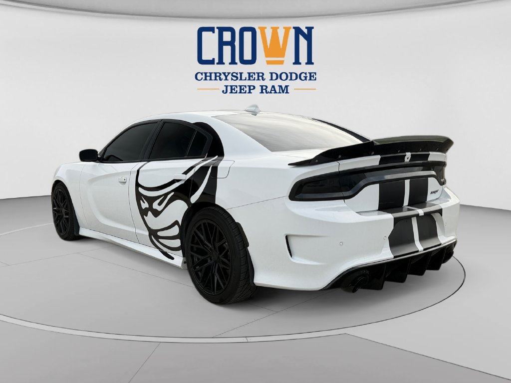 Used 2017 Dodge Charger R/T Scat Pack RWD image 5