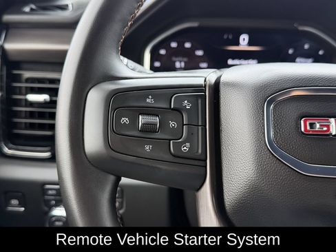 Used 2025 GMC Sierra 2500 AT4 w/ AT4 Premium Plus Package AWD/4WD image 16