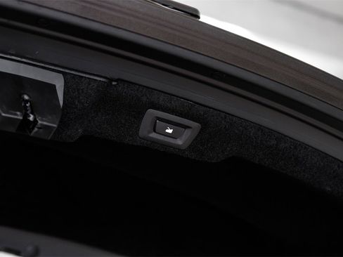 Used 2023 Lucid Air Touring image 60