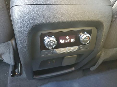 Used 2025 GMC Acadia Elevation w/ Black Edition image 13