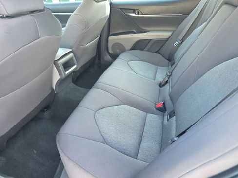 Certified 2022 Toyota Camry LE image 13